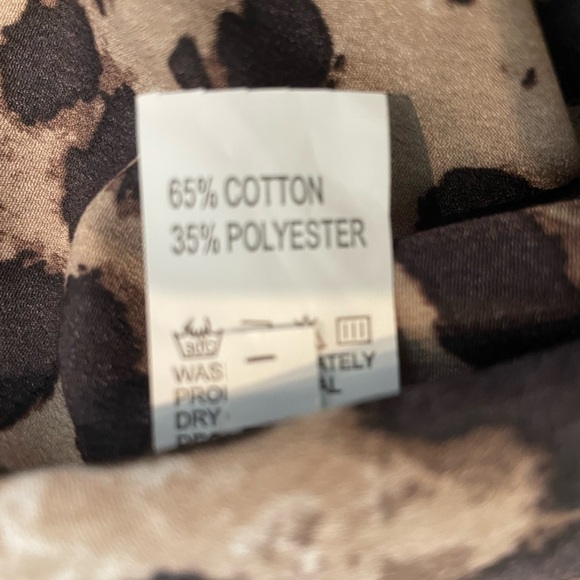 Golden Threads Leopard Print Strappy Tank - Picture 7 of 8